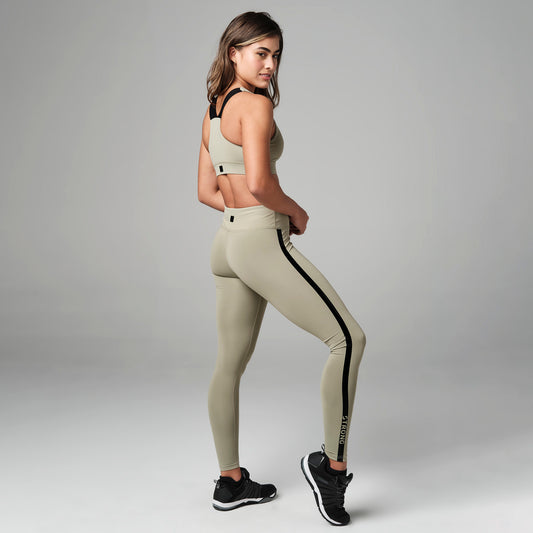 Strong ID Core Perfect Ankle Leggings