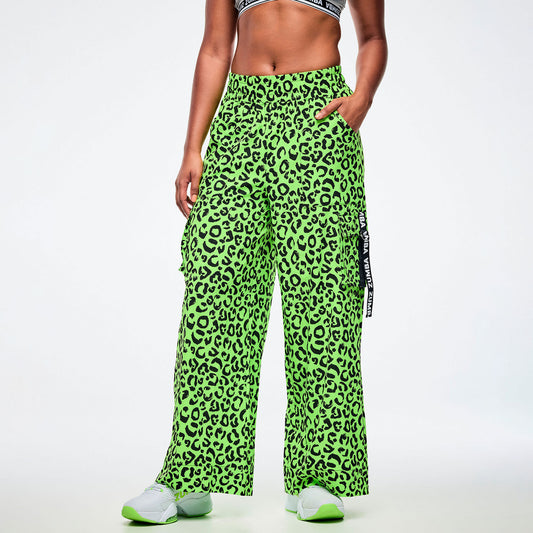 Dale-Z High Waisted Woven Cargo Pants - Green/Black